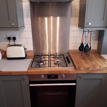 Traditional House Near Liverpool City Centre Екстер'єр фото