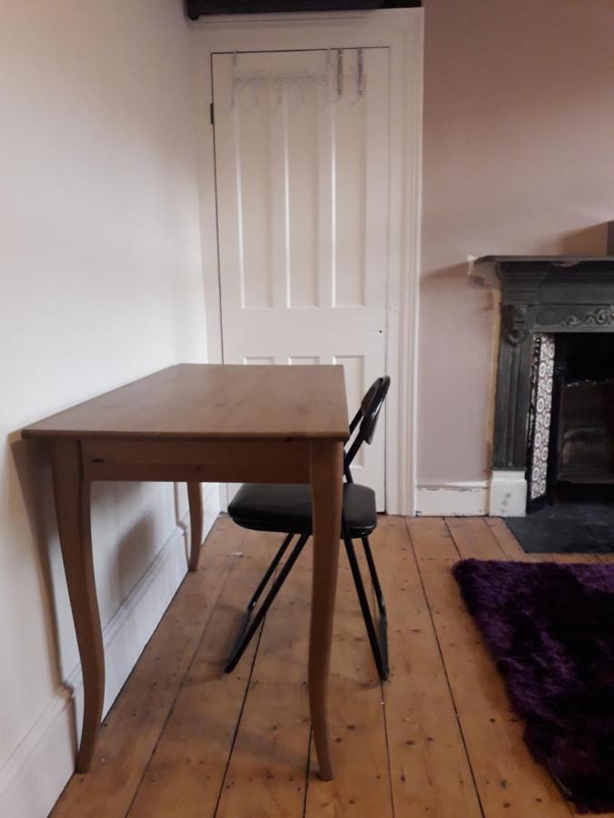 Traditional House Near Liverpool City Centre Екстер'єр фото