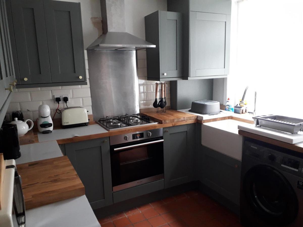 Traditional House Near Liverpool City Centre Екстер'єр фото